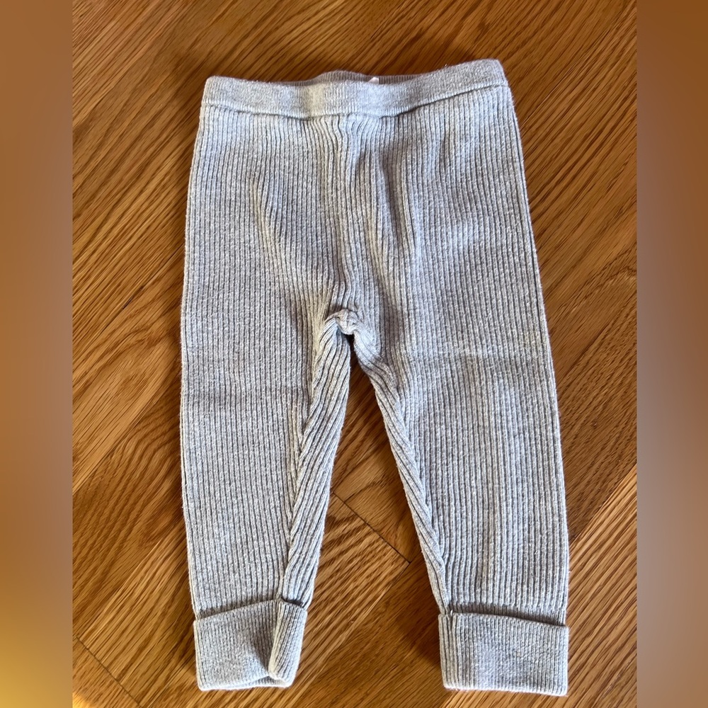 Baby Gap grey ribbed thick leggings. Cuffed at bottom.